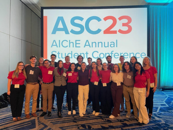 The members of the 2023-24 NC State AIChE Student Chapter group photo at the 2023 AIChE Annual Student Conference in November.